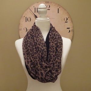 Leopard scarf